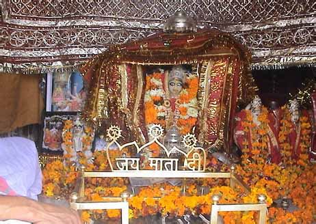 Vaishno Devi Aarti Timings - Why Vaishno Devi Temple Is A Popular Pilgrimage Destination In ...