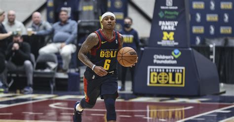 Report: Isaiah Thomas to Rejoin G League's Grand Rapids Gold After All-Star Break | News, Scores ...