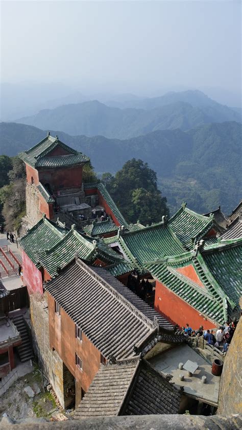 Wudang Mountains photos by Sifu Derek Frearson | Wudang mountains, Chinese architecture ...