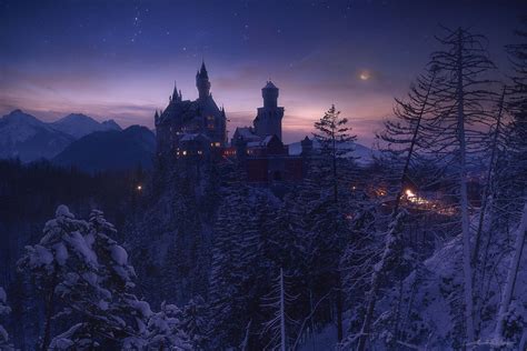 Neuschwanstein castle at night, Germany : pics