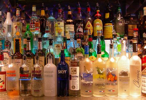 File:Bottles at a Bar -- Creative Commons.jpg - Wikimedia Commons