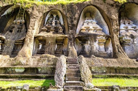 Pura Gunung Kawi Temple in Bali Stock Image - Image of cave, religion ...