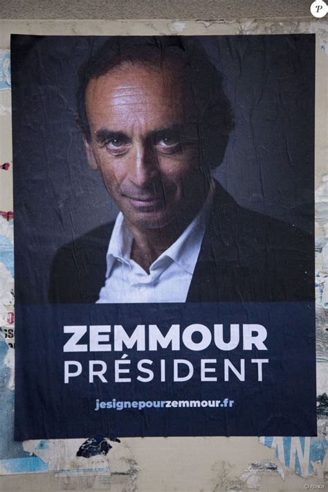 Affiche du candidat à la présidentielle 2022 Eric Zemmour photographiée ...