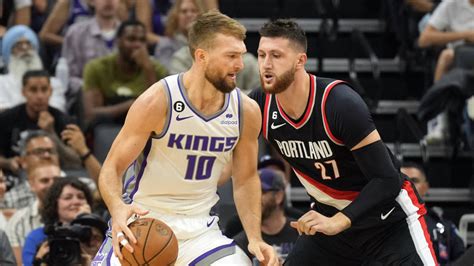 Kings' Domantas Sabonis throws down vicious poster dunk vs. Trail Blazers