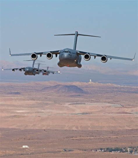 Amazing facts about the Boeing C-17 Globemaster III - Crew Daily