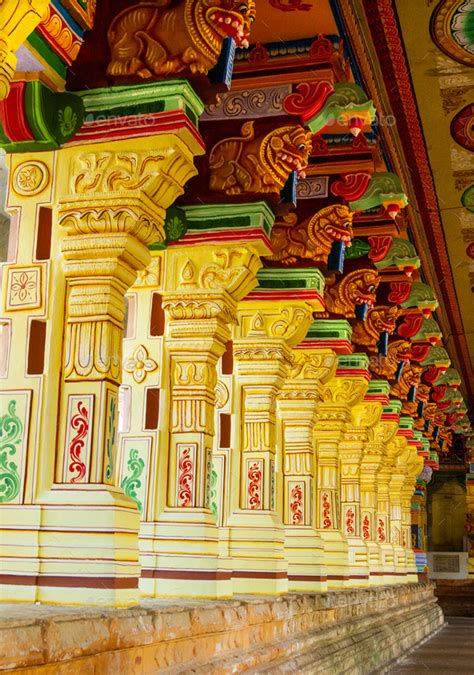 Corridors of Ramanathaswamy temple, Rameswaram, Tamil Nadu, India ...