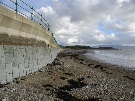 Sea Wall - Coastal Erosion Management, Criccieth, North Wa… | Flickr