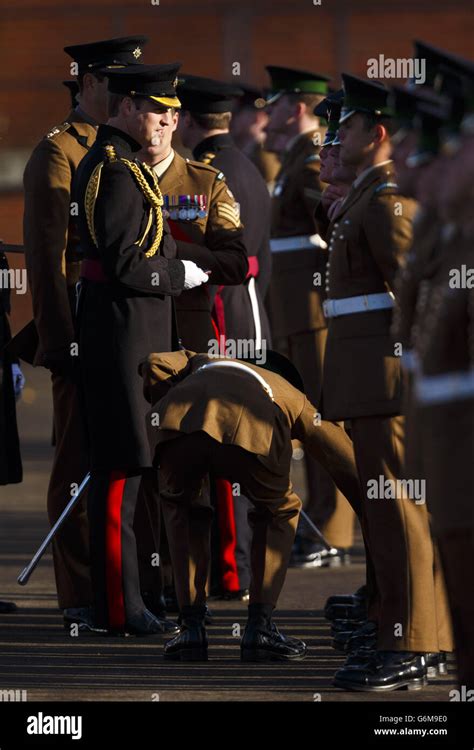 Duke cambridge uniform hi-res stock photography and images - Alamy