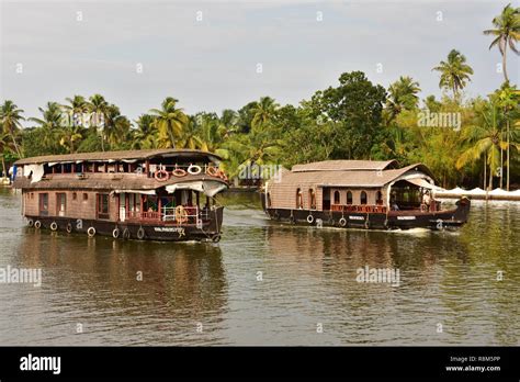 Kettuvallam houseboat on Backwater, Vembanad Lake, Alleppey, Kerala, India Stock Photo - Alamy