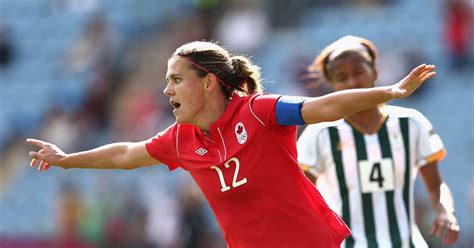 Christine Sinclair Breaks Record For International Goals | POPSUGAR Fitness