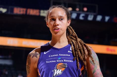 WNBA star Brittney Griner demands the WNBA to stop airing the national ...