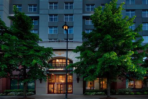 Residence Inn Portland Riverplace- Portland, OR Hotels- First Class ...