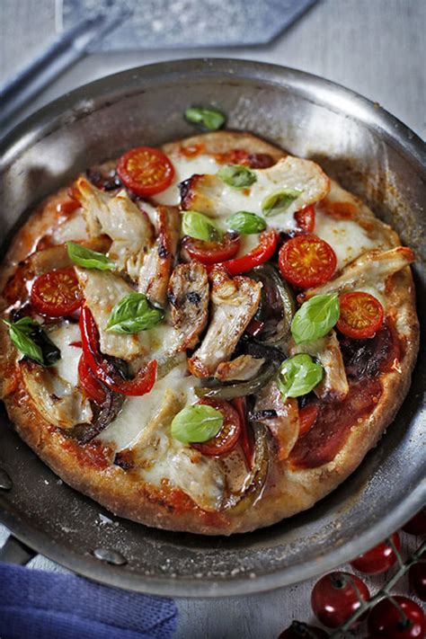 FRYiNG PAN PIZZA