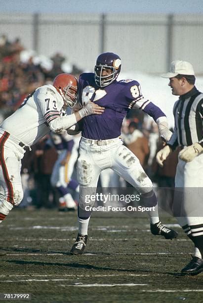 Carl Eller Minnesota Vikings Photos and Premium High Res Pictures ...