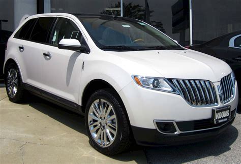 2013 Lincoln MKX FWD 4-Door