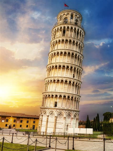 Unveiling the Top 15 Fascinating Facts About the Leaning Tower of Pisa | Leaning Tower of Pisa