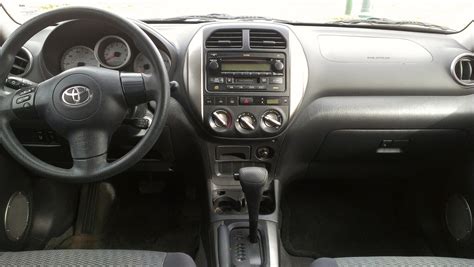 2005 Toyota rav4 interior dimensions