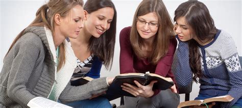 6 Prayers for Ladies Fellowship Meetings – ConnectUS