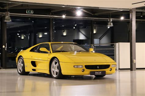 Ferrari F355 GTS - Real Art on Wheels