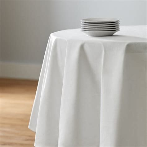 Intedge 120" Round White Hemmed Poly Cotton Tablecloth