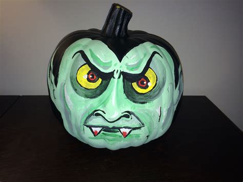 Vampire Painted Pumpkin | Halloween crafts snacks, Halloween gourds, Halloween pumpkins painted