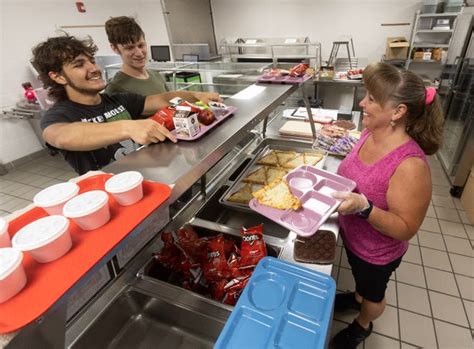 Stark County schools, agencies offer free breakfast, lunch this summer