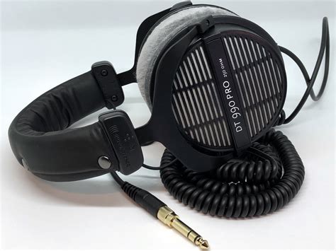 Review: Beyerdynamic DT 770 Pro & DT 990 Pro Over-Ear Headphones