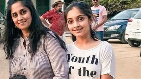 Anoushka Kumar (Ajith Kumar Daughter) Age, Biography, Wiki, School ...