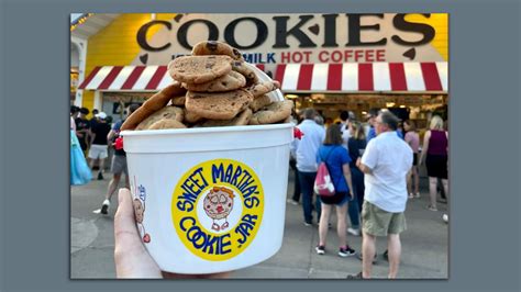 Sweet Martha's tops list of Minnesota State Fair food vendors - Axios Twin Cities