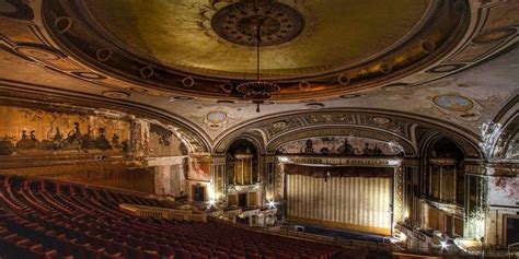 Phantom of the Opera: 10 Haunted Theaters Throughout The World