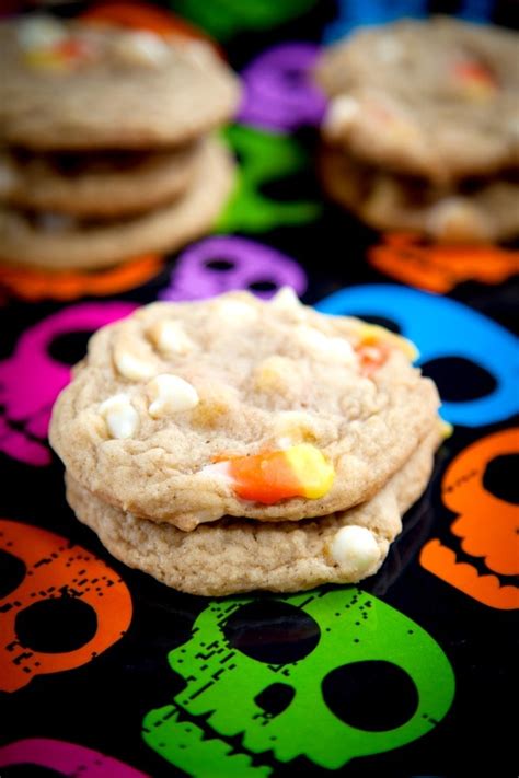 White Chocolate Candy Corn Cookies - Baking Beauty