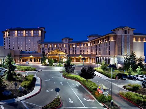 Indian Gaming > Chukchansi Tribe signs agreement with NIGC to reopen casino