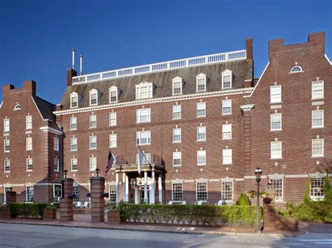 Hotel Viking Newport, RI | Luxury Hotel in Downtown Newport