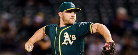 Liam Hendriks Stats, News, Pictures, Bio, Videos - Oakland Athletics - ESPN