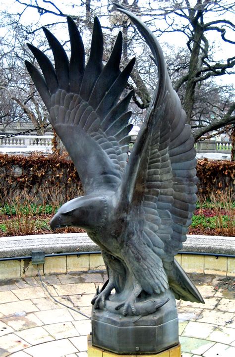 Iron Eagle | Statue of an eagle in Grant Park off Michigan A… | Flickr