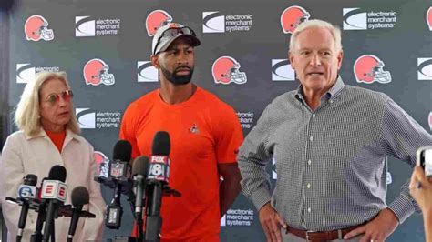 "He's a star quarterback," Browns owner Jimmy Haslam shields Deshaun ...