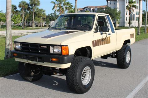 1985 Toyota 4x4 Pickup for sale on BaT Auctions - sold for $13,250 on ...