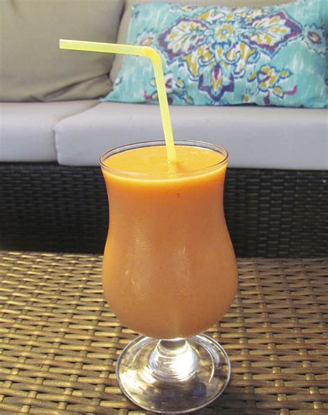 Creamy Mango Melon Smoothie • Foodie Loves Fitness