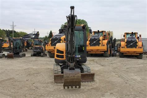 Compact Excavators - Construction equipment - Volvo CE Americas Used Equipment