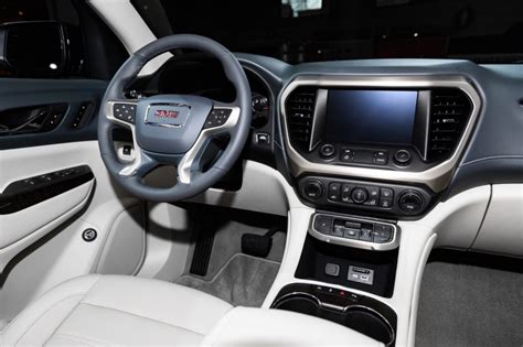 2020 Acadia Interior Adds Space Thanks To New Digital Shifter | GM ...