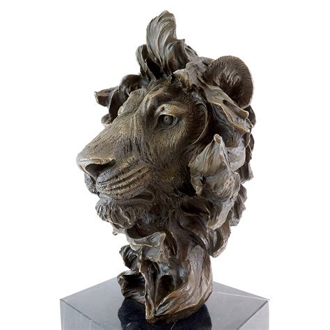 Lion Head Sculpture - Art Figurine