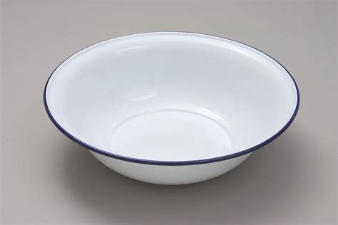 36cm Enamel Large Wash Basin/Salad Bowl | Cater Supplies Direct