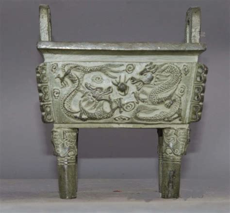 Old China Shang dynasty bronze Ding, small Rectangular bronze ware Ding-in Statues & Sculptures ...