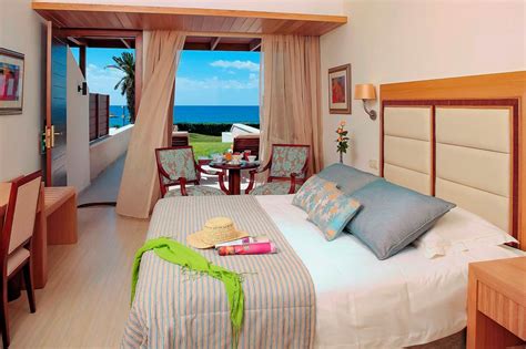 Alexander The Great Beach Hotel - Paphos Resort hotels | Jet2holidays