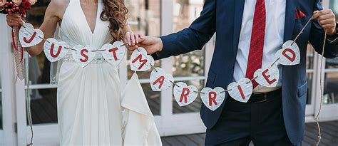 21 Simple American Wedding Traditions You Should Know In 2021