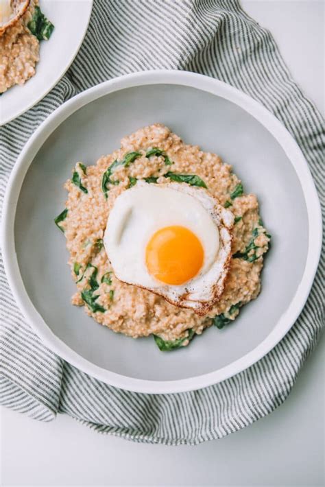 Savory Spinach Oatmeal with Fried Eggs | Mash & Spread