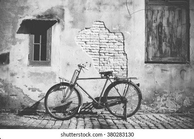 Vintage Bicycle Black White Stock Photo 380283130 | Shutterstock