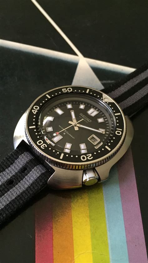 My 1976 SEIKO #6105 diver. Pink Floyd record playing in the background ...