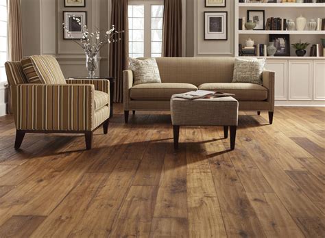 25 Great Examples Of Laminate Hardwood Flooring - Interior Design ...