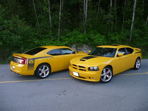 File:2007 Dodge Charger SRT8 Super Bee.jpg - Wikipedia, the free encyclopedia